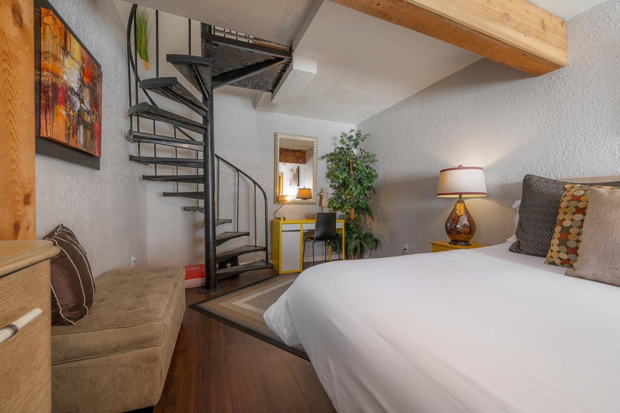 Hidden Couples Loft Retreat In Heights Foodie District Tampa Exterior photo
